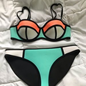 Triangl bikini